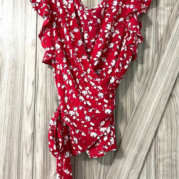 MAX STUDIO Red Wrap Blouse With Cherry Blossom Print SZ S - Picture 2 of 9